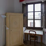 Elegant Apartment Outside Ztl & 10Min From Center